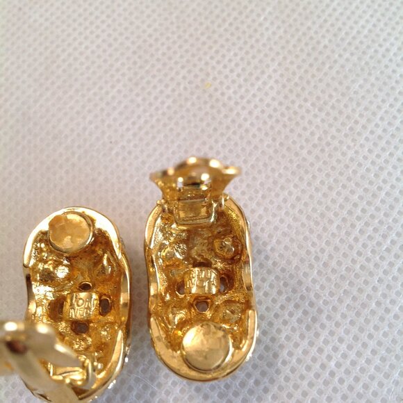 Vintage Joan Rivers Pave Rhinestone Gold Tone Clip On Earrings - Picture 5 of 6